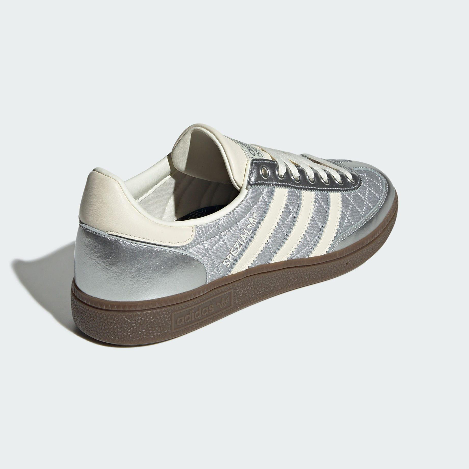 Scarpe da tavolo sportive e pe - Adidas Shoes Gazelle recensione e prezzo
